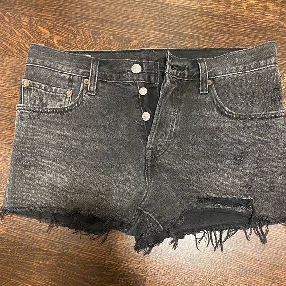 Levi’s - 501 Shorts - Picture 1 of 5